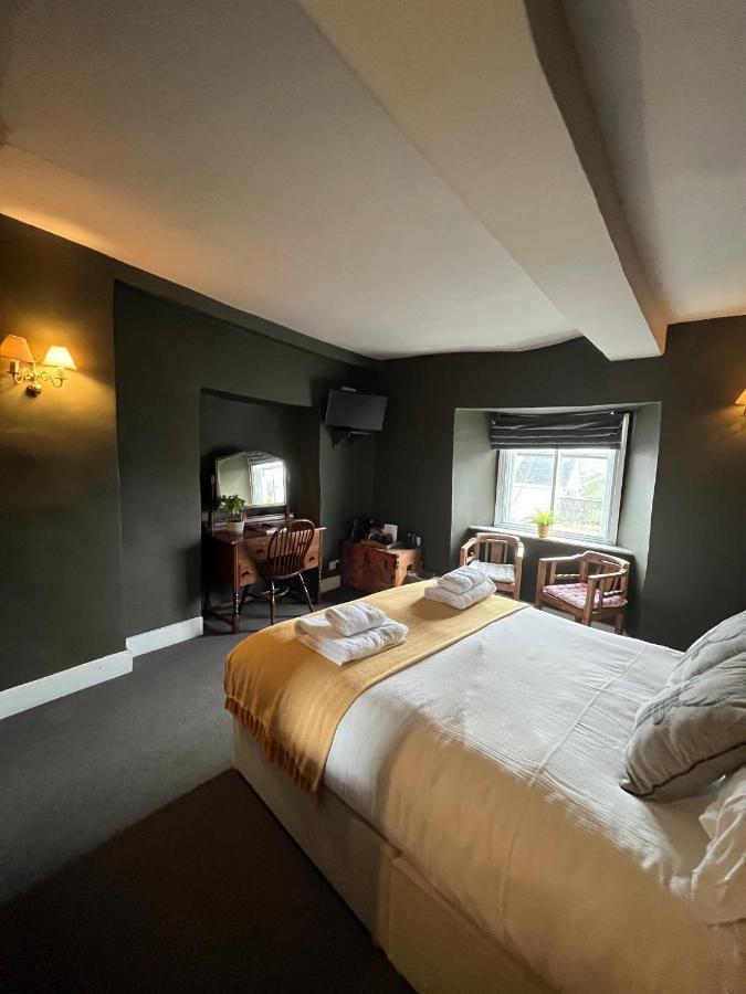 The Kings Arms Hotel Didmarton Kültér fotó