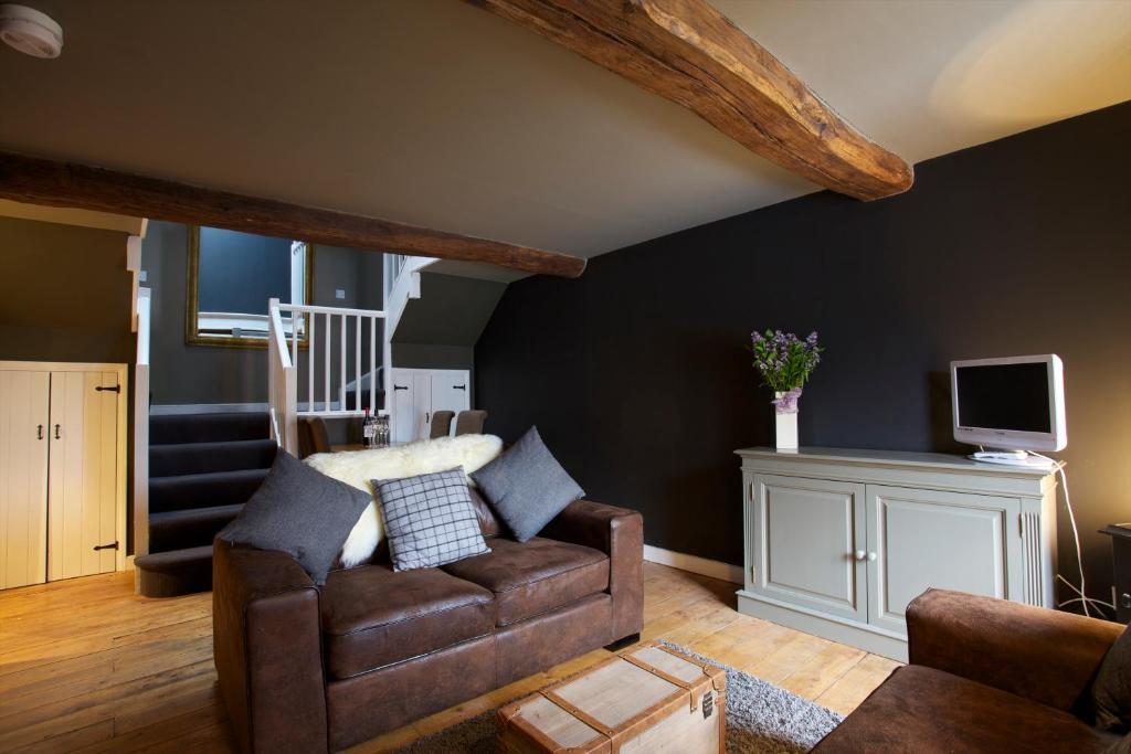 The Kings Arms Hotel Didmarton Szoba fotó