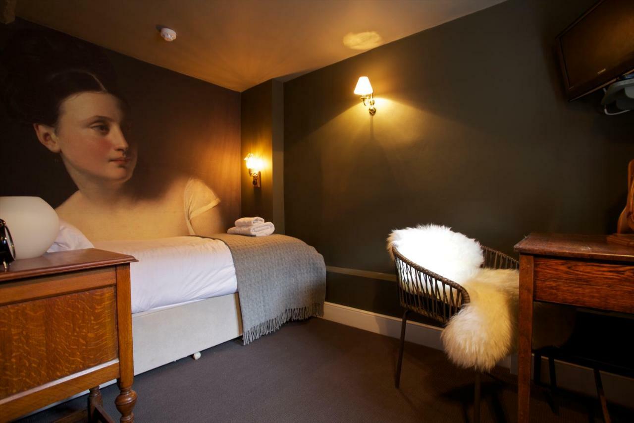 The Kings Arms Hotel Didmarton Kültér fotó